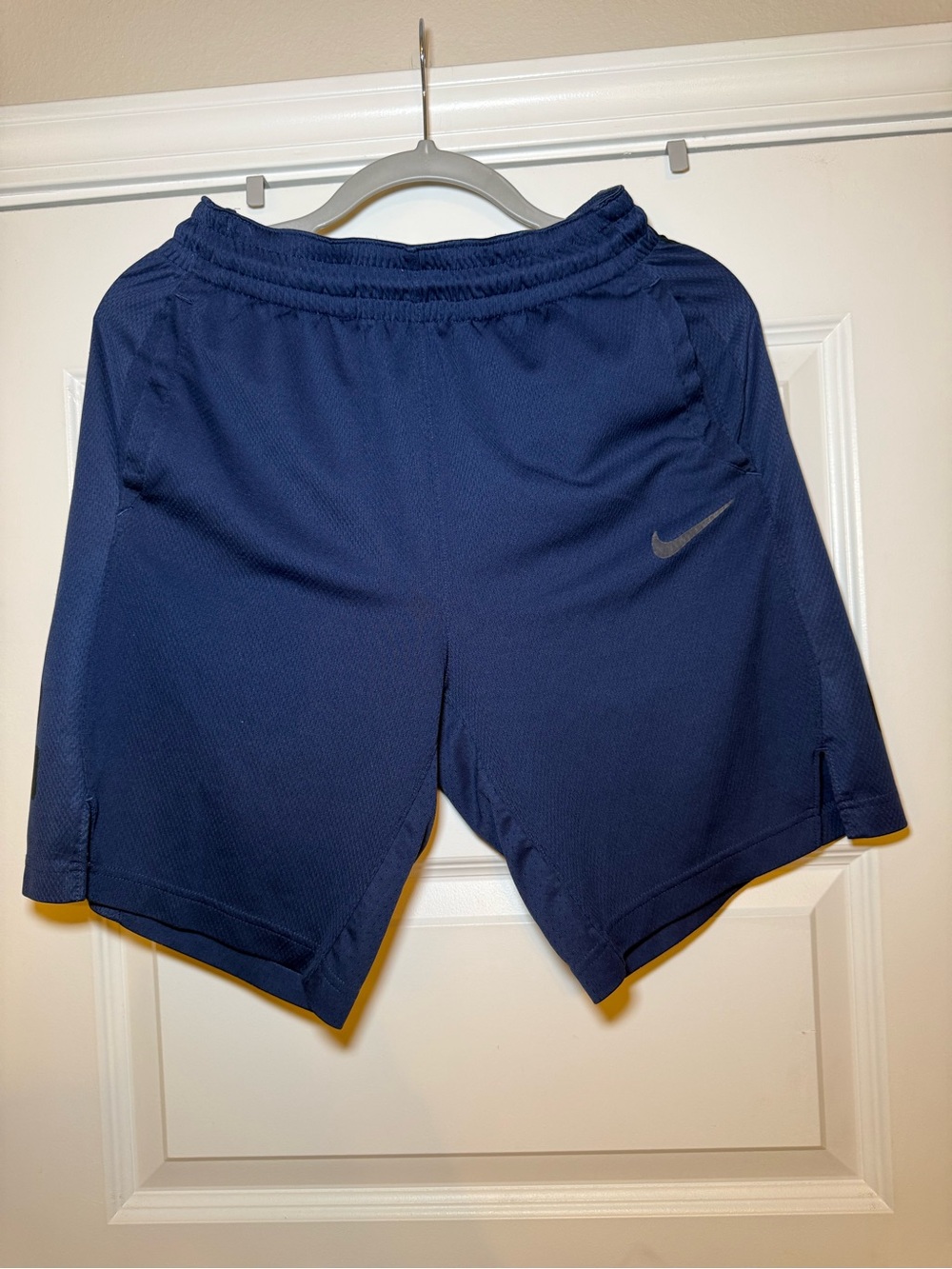 Nike Elite Men's Medium Navy Blue Athletic Shorts